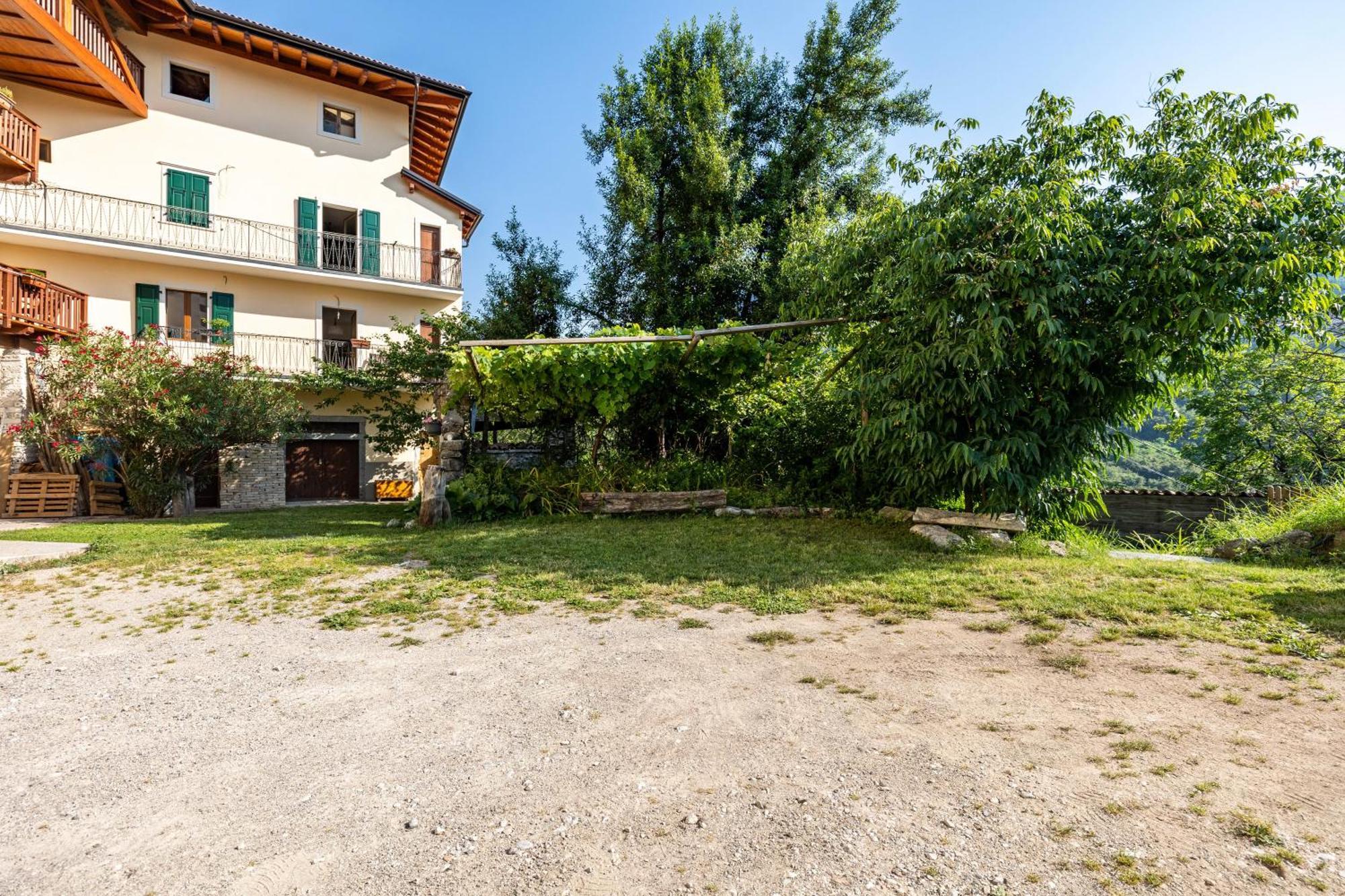 Residence Lena App 1 With Balcony Tenno Buitenkant foto
